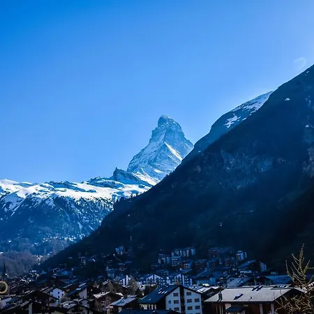 In Mit Postkarten Matterhornblick * צרמט